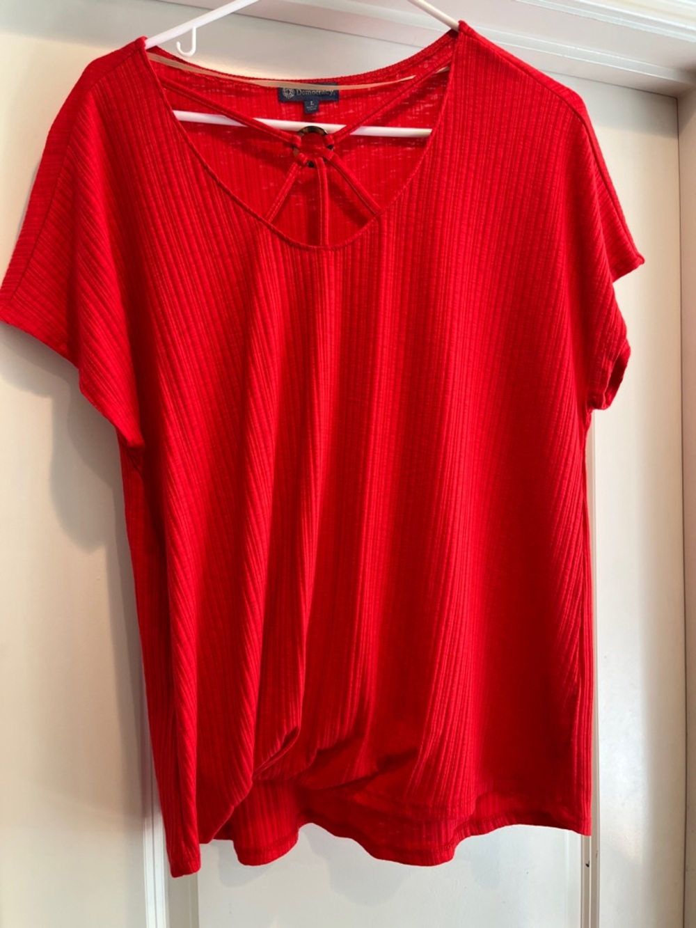 Democracy Top size Large
